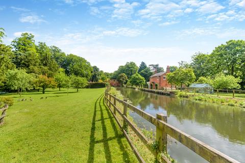 undefined, Theale, Reading, West Berkshire