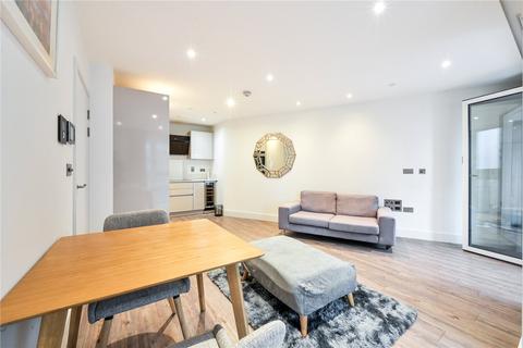 1 bedroom apartment for sale, Wiverton, Aldgate Place, E1