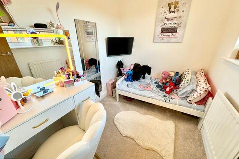 34 Applegarth, Coulby Newham, Middlesbrough, TS8 0UY