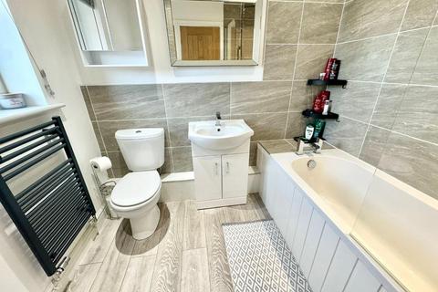 34 Applegarth, Coulby Newham, Middlesbrough, TS8 0UY