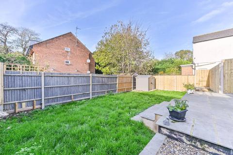 1 bedroom flat for sale, Norbury Avenue, Norbury, London, CR7