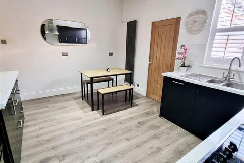 69 Tower Road, Sutton Coldfield, B75 5EA