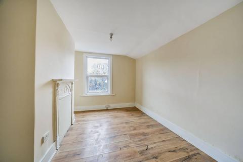 3 bedroom house to rent, Graveney Road, Tooting, London, SW17