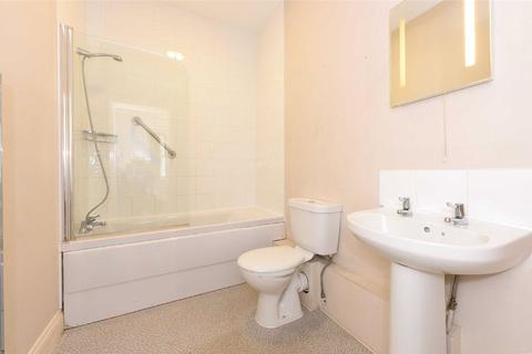 1 bedroom flat to rent, Church Road, Hove, BN3