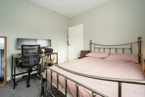 9 Beech Avenue, Bridge Of Weir, PA11 3QD