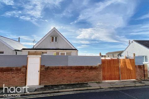 2 bedroom detached bungalow for sale, Beach Way, Clacton-On-Sea