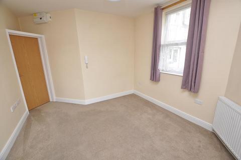 1 bedroom flat to rent, Llangan Road, Whitland