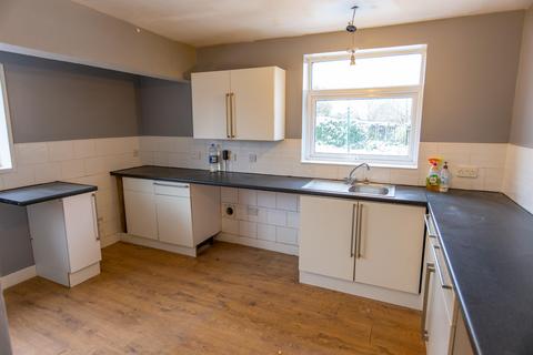 2 bedroom semi-detached house for sale, Kentmere Avenue, Leeds, LS14