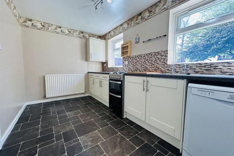 3 bedroom semi-detached house to rent, 23 Cheriton Grove, Perton