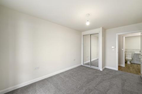 2 bedroom flat to rent, Trumpington, Cambridge CB2