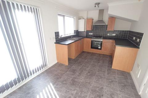 2 bedroom semi-detached house to rent, Wandsworth Road, Liverpool