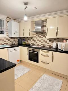 1 bedroom in a house share to rent, Bowood Road, Enfield EN3