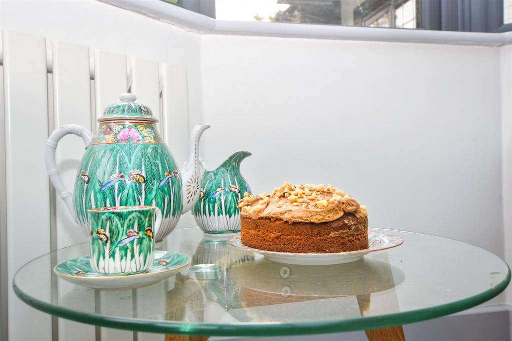Internal Lifestyle Photograph Cake