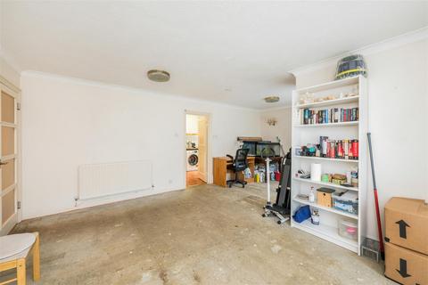 2 bedroom apartment for sale, Shelley Road, Worthing BN11