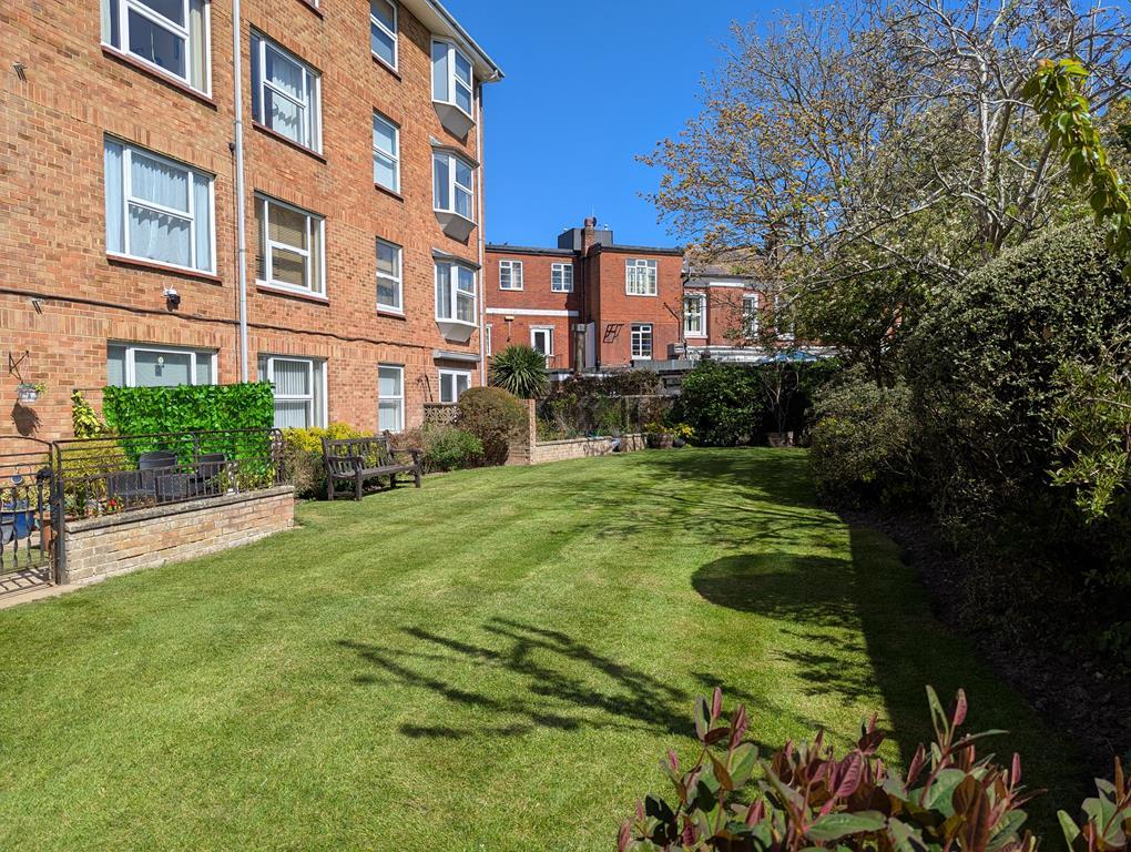 Rear Communal Garden.png