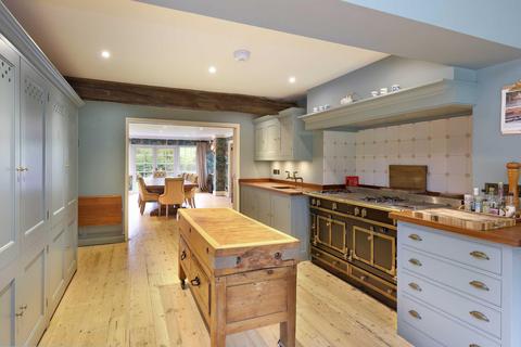 Farm to rent, Howe Farmhouse, Hambleden, Henley-on-Thames, Oxfordshire, RG9