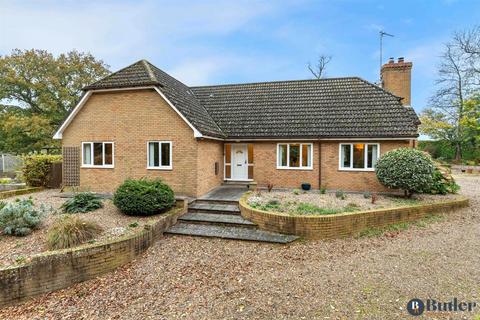 4 bedroom detached house for sale, Frogmore Hill, Watton At Stone, Hertford