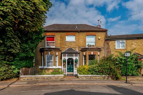 1 bedroom ground floor flat for sale, Glenhurst Road, Brentford, TW8