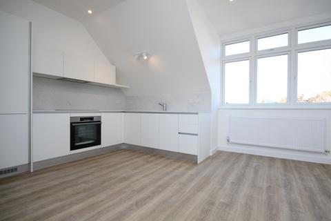 1 bedroom flat to rent, Solent Lodge, Green Lanes, Palmers Green, N13