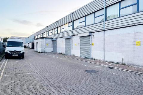 Industrial unit to rent, 18 Wadsworth Road, Perivale, Greenford, UB6