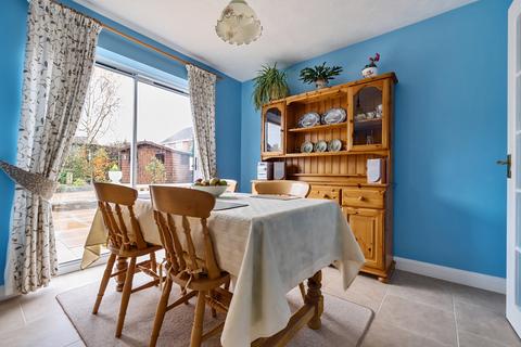 11 Quarry Way, Emersons Green, Bristol, BS16 7BN