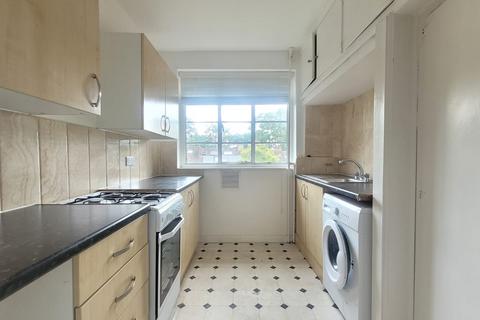 1 bedroom flat to rent, Colney Hatch Lane, London N10