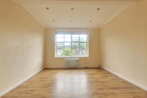 1 bedroom flat to rent, Colney Hatch Lane, London N10