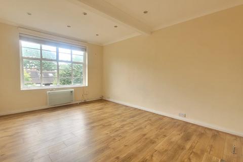 1 bedroom flat to rent, Colney Hatch Lane, London N10