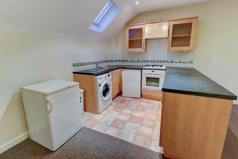 1 bedroom coach house to rent, St Marys Court, Kenilworth