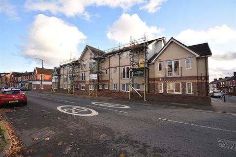 2 bedroom apartment to rent, Poulton Road, Wallasey