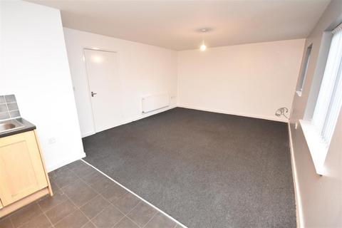 2 bedroom apartment to rent, Poulton Road, Wallasey