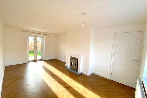 3 bedroom house to rent, New Road, Sawston, Cambridgeshire