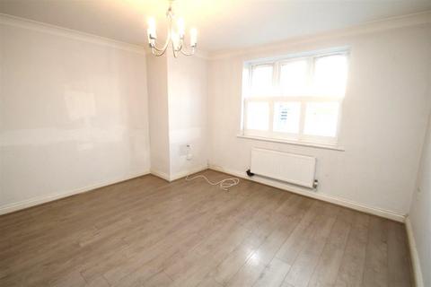 2 bedroom apartment to rent, Cotterells, Hemel Hempstead