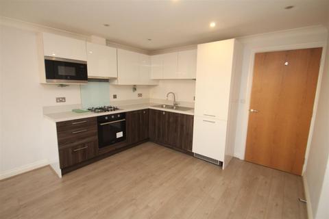 2 bedroom apartment to rent, Cotterells, Hemel Hempstead