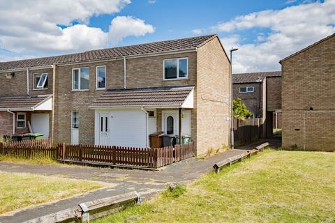 3 bedroom semi-detached house to rent, Dorking Walk, Corby NN18