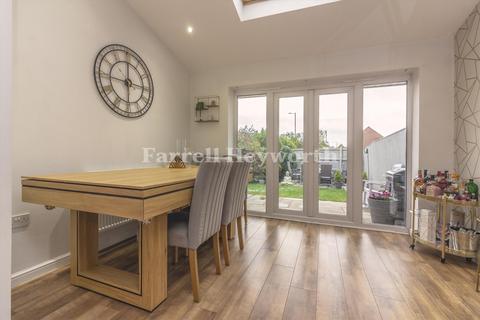 3 bedroom house for sale, Parish Gardens, Leyland PR25