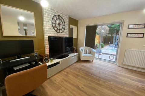 2 bedroom end of terrace house for sale, Goodwood Drive, Derby DE24