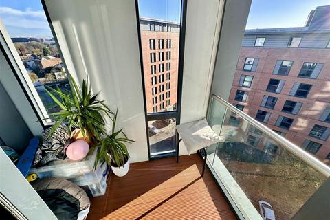 1 bedroom apartment for sale, Milliners Wharf, Munday Street, Manchester