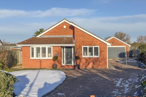 4 bedroom detached bungalow for sale, Drury Park, 6 NG23