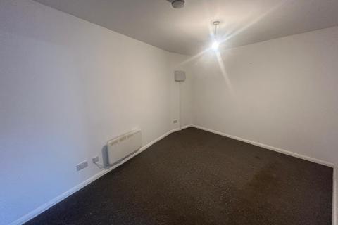 1 bedroom flat to rent, Flat 3, Woolworth House, Wall Street, Ripley