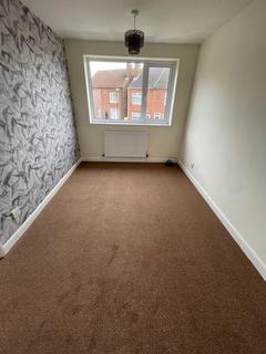 3 bedroom terraced house to rent, CHAPEL STREET,LEABROOKS