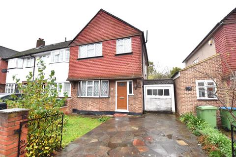 3 bedroom end of terrace house for sale, Sparrows Lane, New Eltham SE9