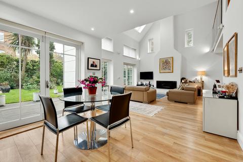 5 bedroom end of terrace house for sale, Sandown Gate, Esher, Surrey, KT10