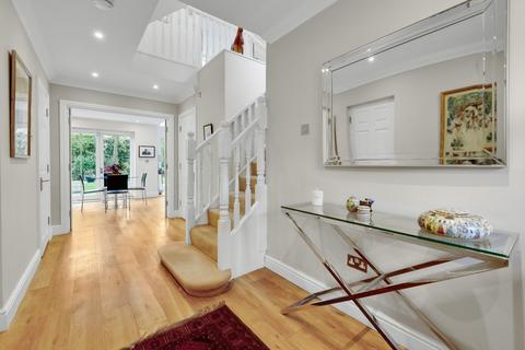 5 bedroom end of terrace house for sale, Sandown Gate, Esher, Surrey, KT10