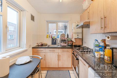 2 bedroom flat for sale, Lea Bridge Road, London