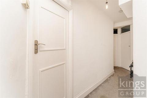 2 bedroom flat for sale, Lea Bridge Road, London