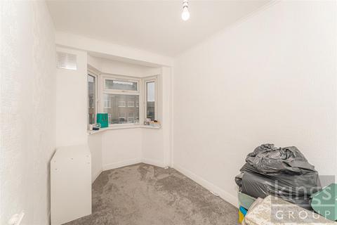 2 bedroom flat for sale, Lea Bridge Road, London