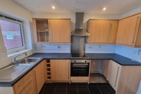 2 bedroom apartment to rent, St Michaels Close, Stourport-on-Severn, DY13