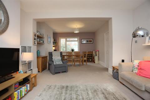 3 bedroom maisonette to rent, Goldstone Road, Hove