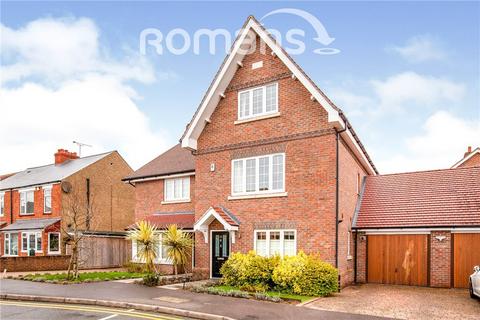 5 bedroom semi-detached house for sale, Cedars Road, Maidenhead, Berkshire